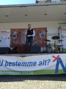 Lave K. Broch holder grundlovstale